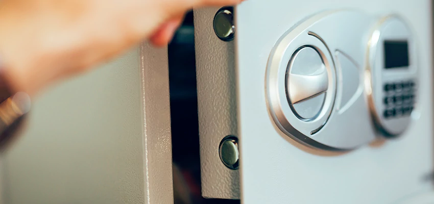 Fingerprint Safe Openers in Elmhurst, IL